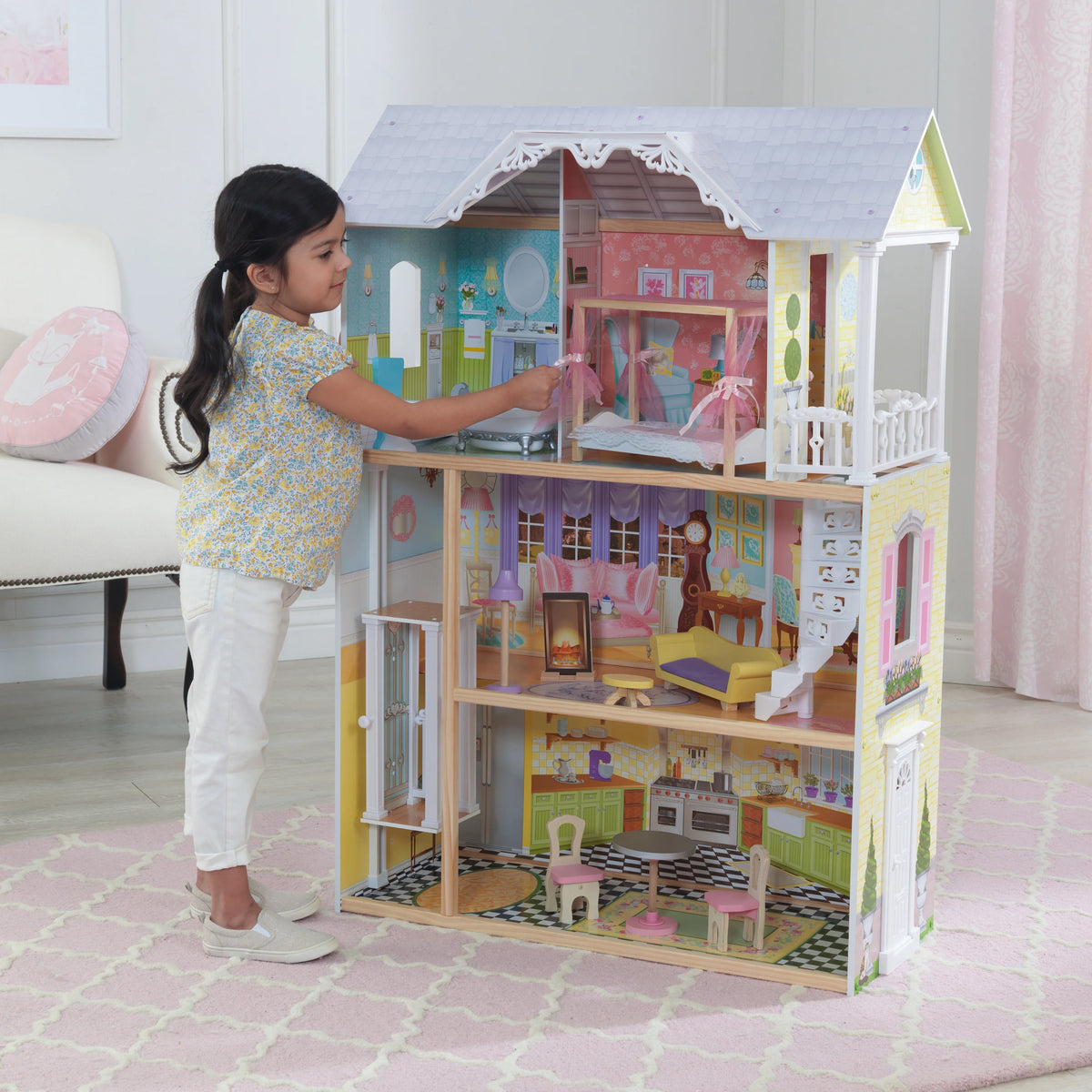 Kaylee Dollhouse